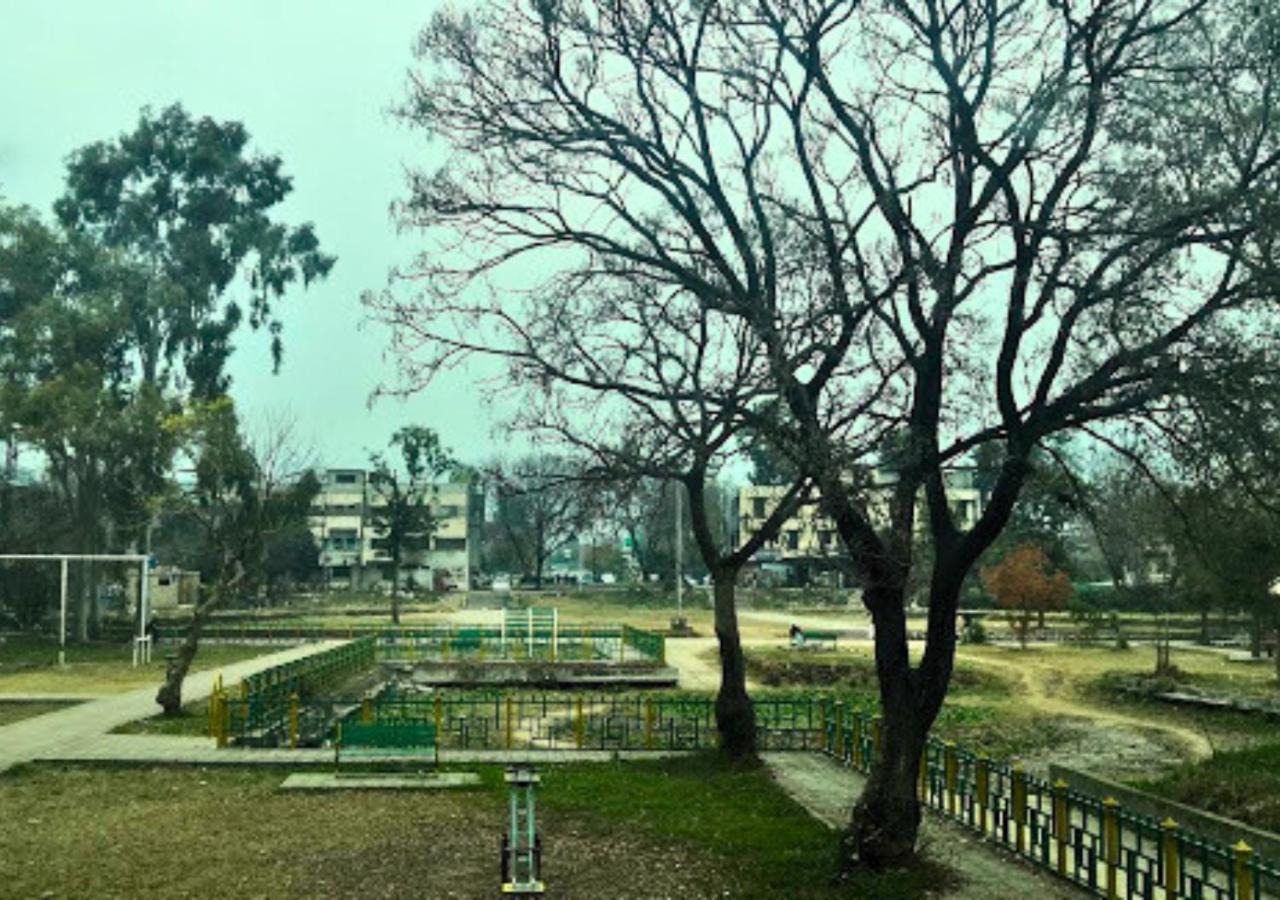 New Islamabad Hotel Exterior foto